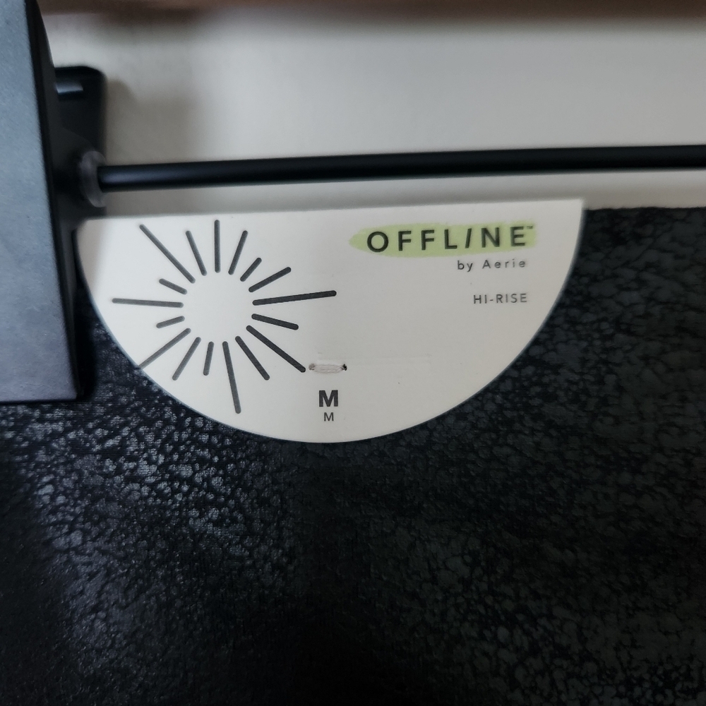NWT OFFLINE by aerie | The Hugger High Waist Crossover Crackle Legging - Size M - Picture 7 of 11